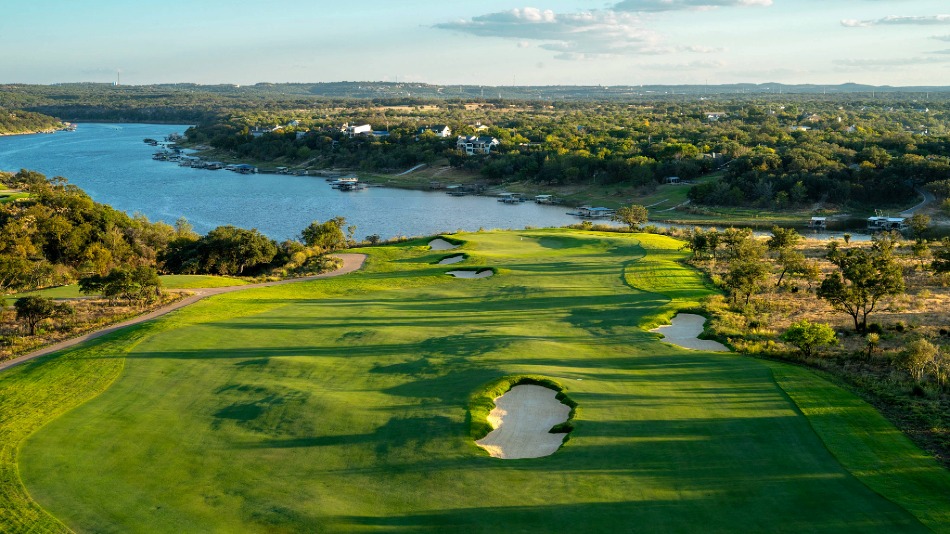 Looking down the fourth hole (Photo: Evan Schiller)