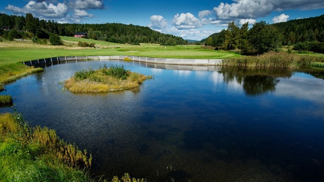 Caspar Grauballe to renovate greens and create new range for Losby